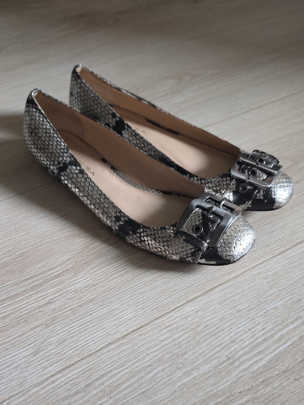 Via Spiga Silver Snake-Print Ballet Flats with Buckle Accent